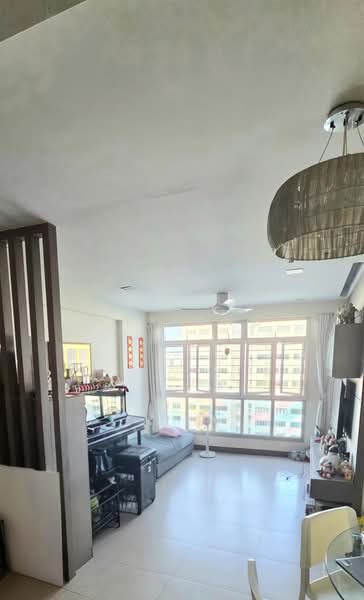 456 Segar Road, 456 Segar Road, 3 Bedrooms, 1,001 sqft, HDB Flat For Sale, by Max Ang, 500170619 - Living Room - PropertyGuru.com.sg