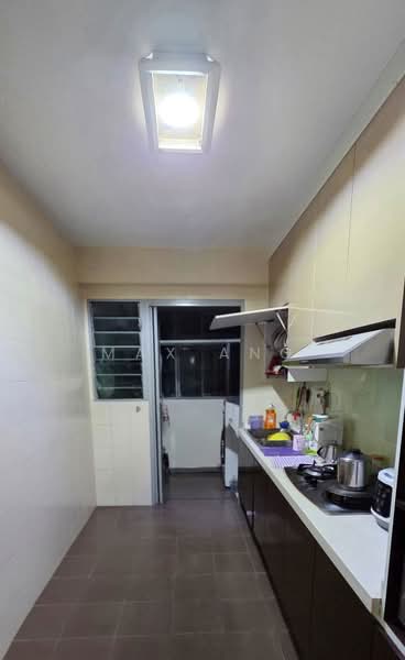 456 Segar Road, 456 Segar Road, 3 Bedrooms, 1,001 sqft, HDB Flat For Sale, by Max Ang, 500170619 - Kitchen - PropertyGuru.com.sg