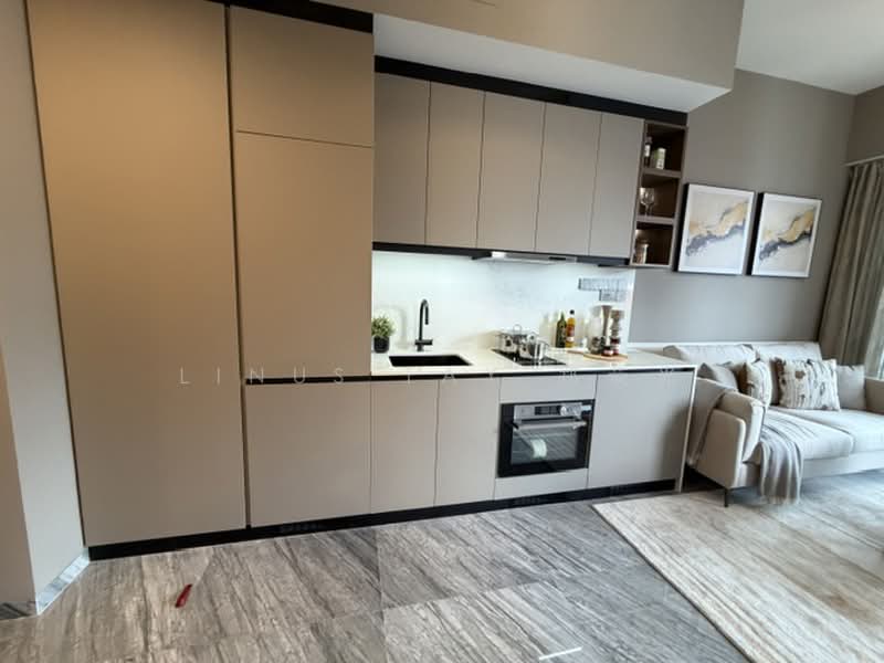 Grange 1866, 74 Grange Rd, 1 Bedroom, 700 sqft, Condominium For Sale, by Linus Tay 郑荣光, 500170622 - Kitchen - PropertyGuru.com.sg