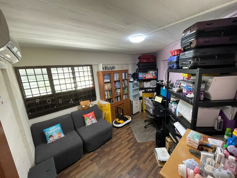 146 Yishun Street 11, 146 Yishun Street 11, 3 Bedrooms, 1,033 sqft, HDB Flat For Rent, by Rosalind Lim L H, 500170635 - Study - PropertyGuru.com.sg