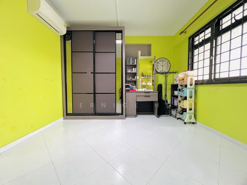 607 Woodlands Ring Road, 607 Woodlands Ring Road, 3 Bedrooms, 1,087 sqft, HDB Flat For Sale, by Bernice Ho, 500170647 - Bedroom - PropertyGuru.com.sg