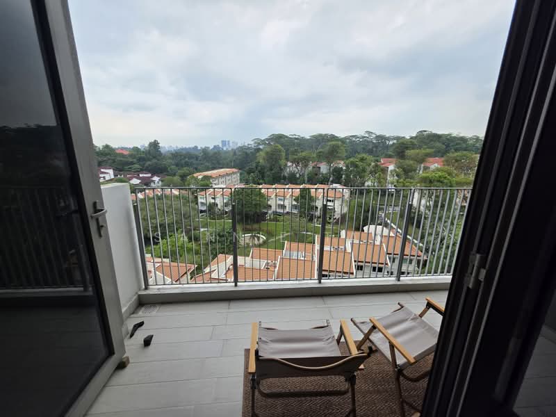 Pollen & Bleu, 15 Farrer Drive, 2 Bedrooms, 872 sqft, Condominium For Rent, by Sannie Tan, 500170660 - Balcony - PropertyGuru.com.sg