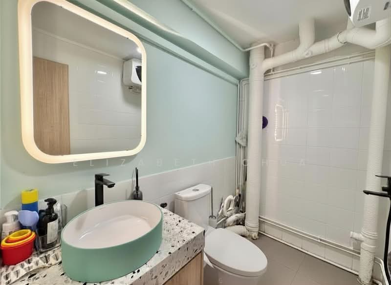 122 Hougang Avenue 1, 122 Hougang Avenue 1, 3 Bedrooms, 1,474 sqft, HDB Flat For Sale, by Elizabeth Chua, 500170661 - Bathroom - PropertyGuru.com.sg