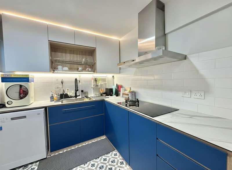 122 Hougang Avenue 1, 122 Hougang Avenue 1, 3 Bedrooms, 1,474 sqft, HDB Flat For Sale, by Elizabeth Chua, 500170661 - Kitchen - PropertyGuru.com.sg