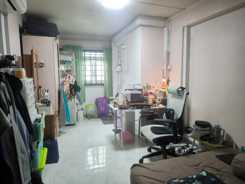 627 Ang Mo Kio Avenue 9, 627 Ang Mo Kio Avenue 9, Room Rental, 200 sqft, HDB Flat For Rent, by Lim Jing Tuan (Benedict), 500170663 - Study - PropertyGuru.com.sg