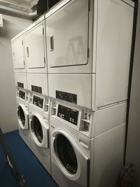 Serviced Apartment For Short-Term Stay, , 4 Bedrooms, 1,340 sqft, Apartment For Rent, by Jensen Lee, 500170687 - Interior - PropertyGuru.com.sg