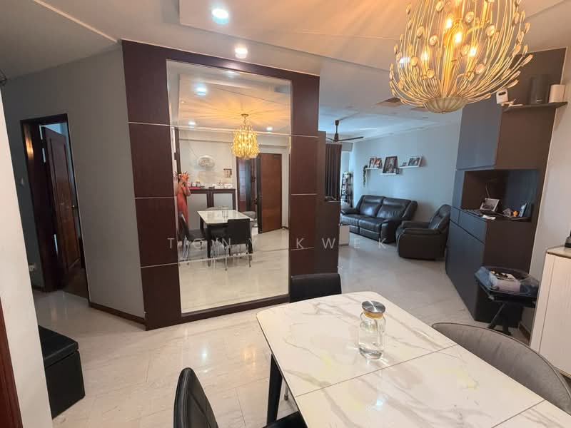 Northoaks, 32 Woodlands Crescent, 3 Bedrooms, 1,292 sqft, Condominium For Sale, by Tony Kwek, 500170707 - Living Room - PropertyGuru.com.sg