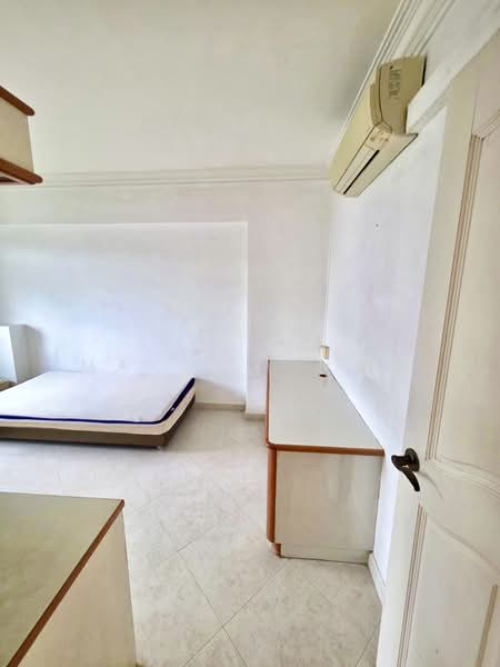 204A Compassvale Drive, 204A Compassvale Drive, Room Rental, 90 sqft, HDB Flat For Rent, by May Lim 林美卿, 500170719 - Bedroom - PropertyGuru.com.sg