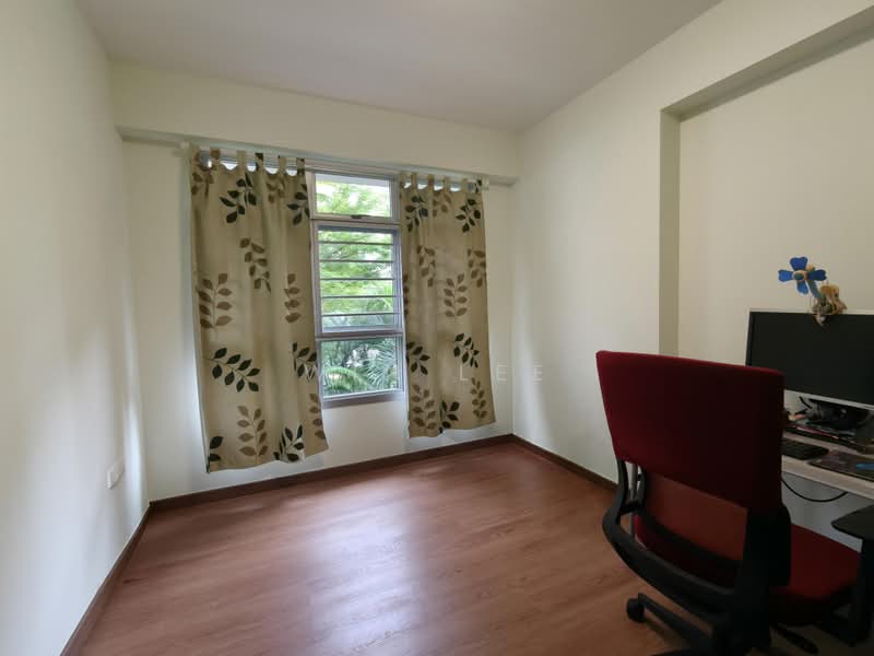 876C Tampines Avenue 8, 876C Tampines Avenue 8, 3 Bedrooms, 1,216 sqft, HDB Flat For Sale, by Win Lee, 500170736 - Bedroom cum study room - PropertyGuru.com.sg