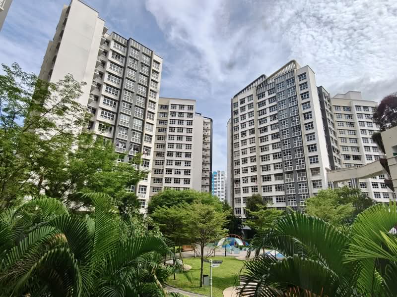876C Tampines Avenue 8, 876C Tampines Avenue 8, 3 Bedrooms, 1,216 sqft, HDB Flat For Sale, by Win Lee, 500170736 - Exterior - PropertyGuru.com.sg