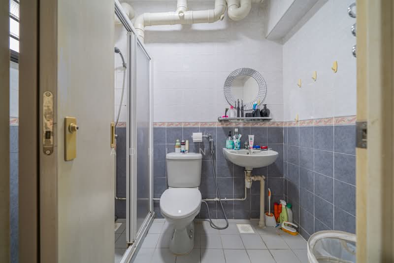 305A Anchorvale Link, 305A Anchorvale Link, 3 Bedrooms, 1,184 sqft, HDB Flat For Sale, by Adrian See, 500170753 - Bathroom - PropertyGuru.com.sg