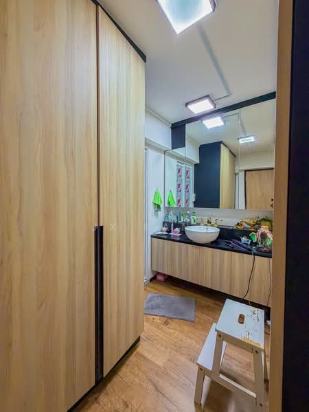 414 Commonwealth Avenue West, 414 Commonwealth Avenue West, 3 Bedrooms, 1,345 sqft, HDB Flat For Sale, by JX Kang, 500170759 - Bathroom - PropertyGuru.com.sg