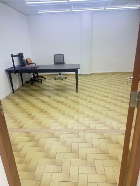 Sim Lim Tower, 10 Jalan Besar, 1,582 sqft, Office For Rent, by Liew Wenzheng, 500170760 - Interior - CommercialGuru.com.sg