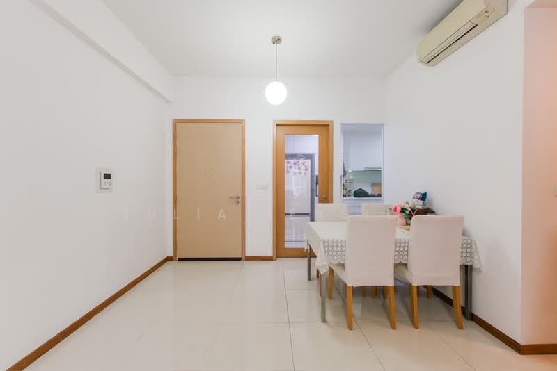 Residences Botanique, 32 Yio Chu Kang Road, 2 Bedrooms, 863 sqft, Condominium For Sale, by Julia Bensily, 500170765 - PropertyGuru.com.sg