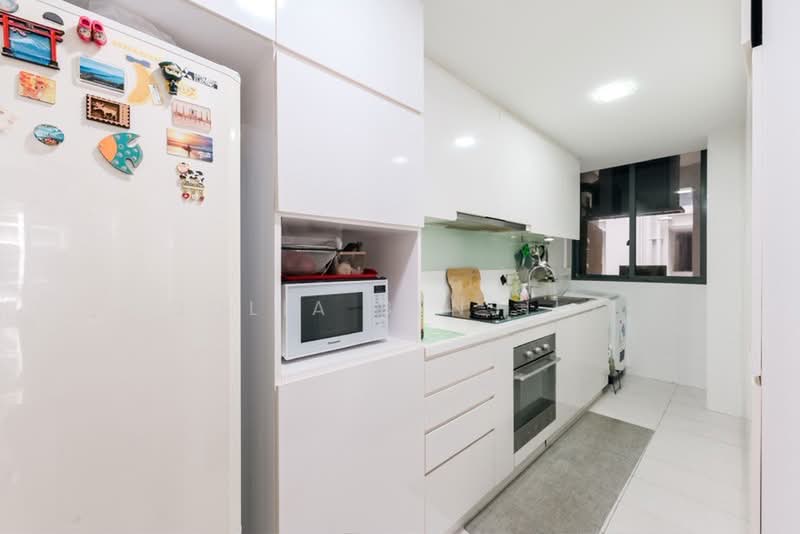 Residences Botanique, 32 Yio Chu Kang Road, 2 Bedrooms, 863 sqft, Condominium For Sale, by Julia Bensily, 500170765 - PropertyGuru.com.sg