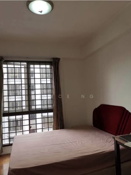 Parkview Apartments, 1 Bukit Batok Street 25, 3 Bedrooms, 1,087 sqft, Condominium For Rent, by Joyce Ng, 500170775 - Bedroom - PropertyGuru.com.sg