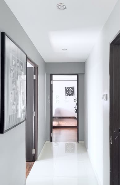 272B Jurong West Street 24, 272B Jurong West Street 24, 3 Bedrooms, 1,206 sqft, HDB Flat For Sale, by Jerra Soh, 500170776 - Corridor - PropertyGuru.com.sg