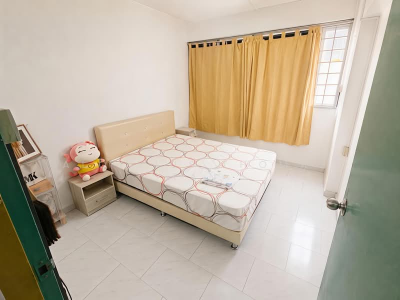 213 Petir Road, 213 Petir Road, 3 Bedrooms, 1,119 sqft, HDB Flat For Sale, by Aloysius Thomas Tan, 500170817 - Bedroom - PropertyGuru.com.sg