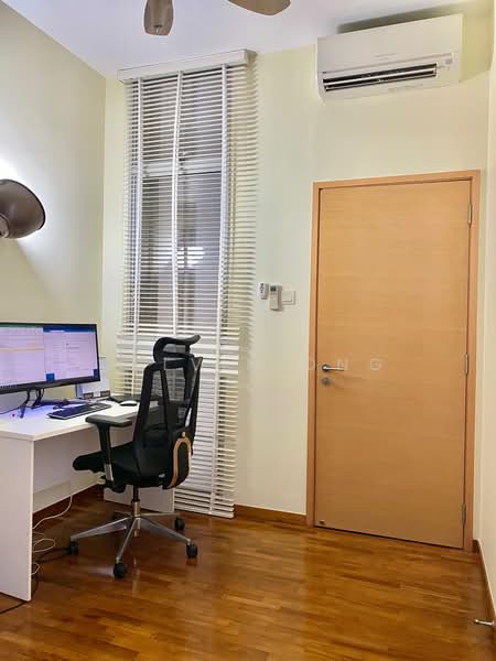 The Lakeshore, 31 Jurong West Street 41, 3 Bedrooms, 1,270 sqft, Condominium For Rent, by Delvin Ong, 500170826 - Study - PropertyGuru.com.sg