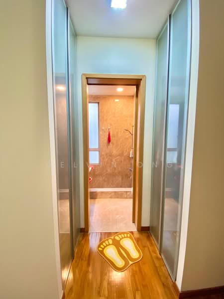 The Lakeshore, 31 Jurong West Street 41, 3 Bedrooms, 1,270 sqft, Condominium For Rent, by Delvin Ong, 500170826 - Corridor - PropertyGuru.com.sg