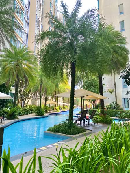 The Lakeshore, 31 Jurong West Street 41, 3 Bedrooms, 1,270 sqft, Condominium For Rent, by Delvin Ong, 500170826 - Pool - PropertyGuru.com.sg