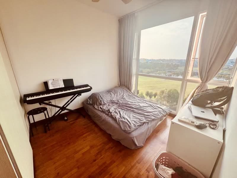 The Tampines Trilliant, 13 Tampines Central 7, 3 Bedrooms, 872 sqft, Executive Condominium For Sale, by LING WANG, 500170830 - Bedroom - PropertyGuru.com.sg