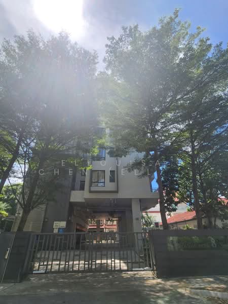 2 Bedroom Breezy Condo near MRT, , 2 Bedrooms, 506 sqft, Condominium For Rent, by Ellouisa Chen (Elle Chen), 500170846 - Exterior - PropertyGuru.com.sg