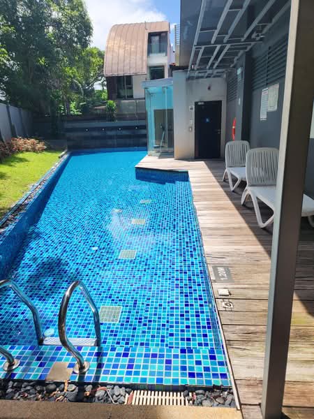 2 Bedroom Breezy Condo near MRT, , 2 Bedrooms, 506 sqft, Condominium For Rent, by Ellouisa Chen (Elle Chen), 500170846 - Exterior - PropertyGuru.com.sg