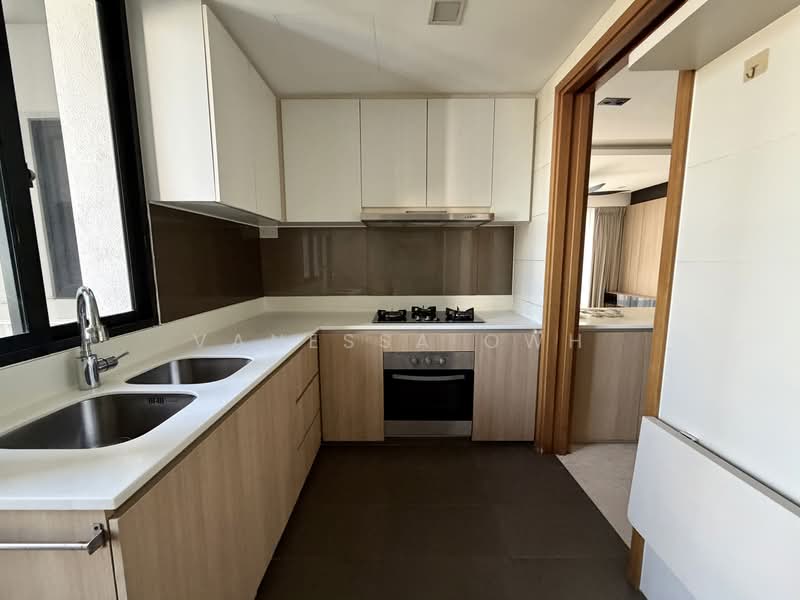 Waterbank at Dakota, 25 Dakota Crescent, 4 Bedrooms, 1,572 sqft, Condominium For Rent, by Vanessa Owh, 500170851 - Kitchen - PropertyGuru.com.sg