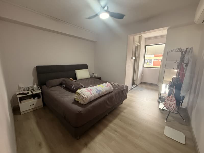 424 Hougang Avenue 6, 424 Hougang Avenue 6, 3 Bedrooms, 1,130 sqft, HDB Flat For Sale, by Paige Lee, 500170854 - Bedroom - PropertyGuru.com.sg