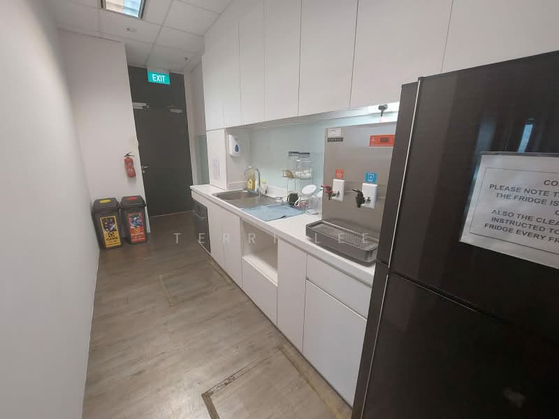 Suntec City Tower, 6 Temasek Boulevard, 14,381 sqft, Office For Sale, by Terri Lee, 500170859 - Kitchen - CommercialGuru.com.sg