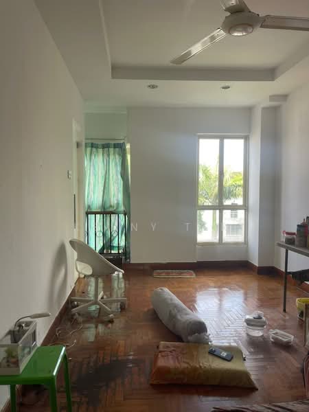 Park Villas, Park Villas Rise, 4 Bedrooms, 3,360 sqft, Terraced House For Sale, by Kenny Ter, 500170862 - Living Room - PropertyGuru.com.sg