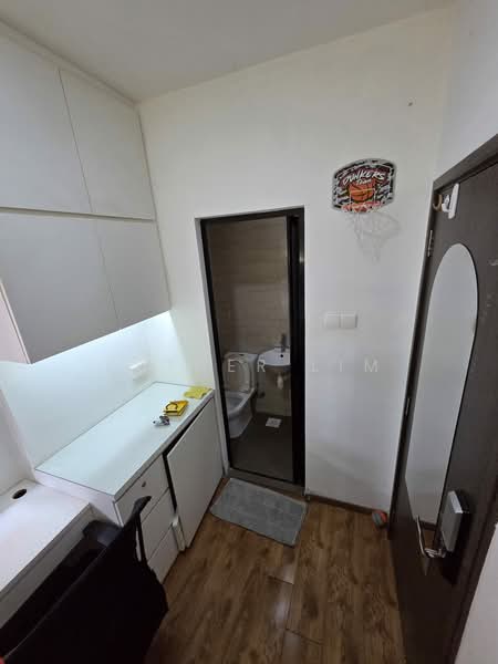35A Lorong 11 Geylang, , 120 sqft, Shop / Shophouse For Rent, by Esther Lim, 500170866 - Bathroom - CommercialGuru.com.sg