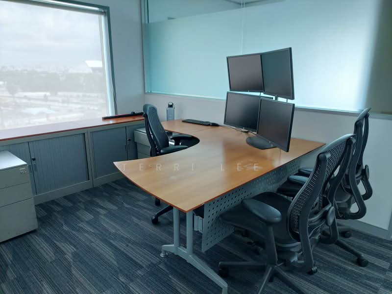 Suntec City Tower, 6 Temasek Boulevard, 6,415 sqft, Office For Sale, by Terri Lee, 500170877 - Study - CommercialGuru.com.sg