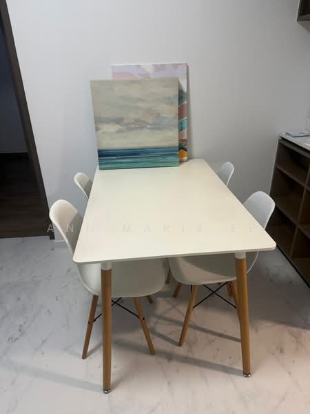 Sceneca Residence, 26 Tanah Merah Kechil Link, 3 Bedrooms, 753 sqft, Condominium For Rent, by Ann Marie Ee, 500170891 - Dining table & chair - PropertyGuru.com.sg