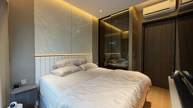 The Reef at King's Dock, 20 Harbourfront Avenue, 2 Bedrooms, 689 sqft, Condominium For Sale, by JAY PECK, 500170897 - Bedroom - PropertyGuru.com.sg