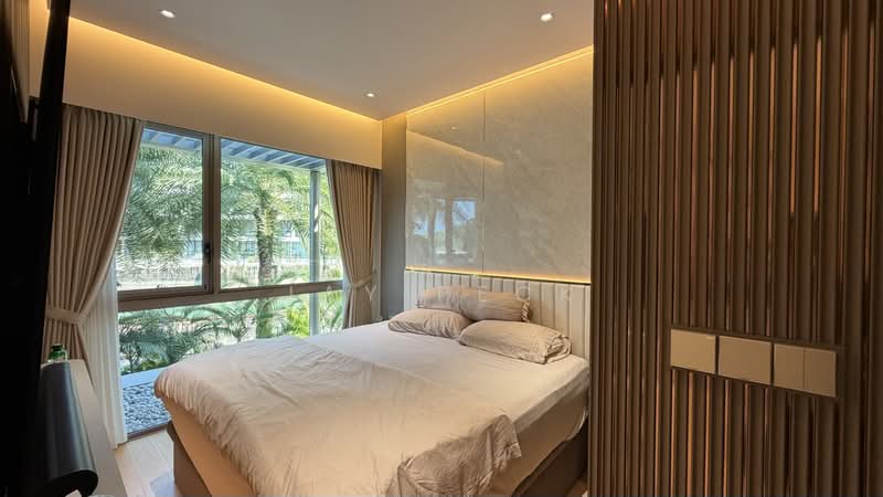 The Reef at King's Dock, 20 Harbourfront Avenue, 2 Bedrooms, 689 sqft, Condominium For Sale, by JAY PECK, 500170897 - Bedroom - PropertyGuru.com.sg