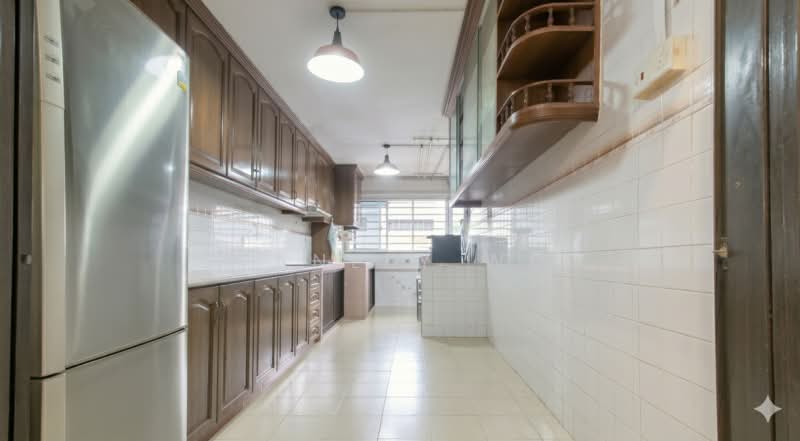 350 Woodlands Avenue 3, 350 Woodlands Avenue 3, 3 Bedrooms, 1,313 sqft, HDB Flat For Sale, by Stanley Wee, 500170911 - Kitchen - PropertyGuru.com.sg