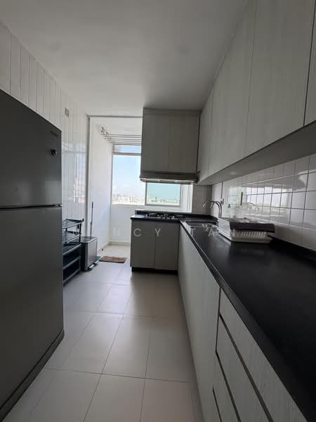 Sherwood Towers, 3 Jalan Anak Bukit, 3 Bedrooms, 1,539 sqft, Apartment For Sale, by Nancy Tan, 500170921 - Kitchen - PropertyGuru.com.sg