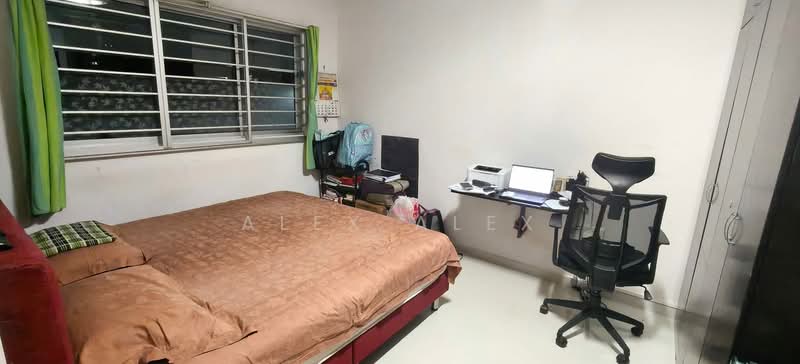 462 Jurong West Street 41, 462 Jurong West Street 41, 2 Bedrooms, 786 sqft, HDB Flat For Sale, by Alex Alex, 500170925 - Bedroom - PropertyGuru.com.sg
