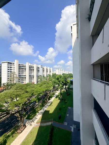 520 Bedok North Avenue 1, 520 Bedok North Avenue 1, Room Rental, 100 sqft, HDB Flat For Rent, by Evon Ng, 500170928 - View - PropertyGuru.com.sg