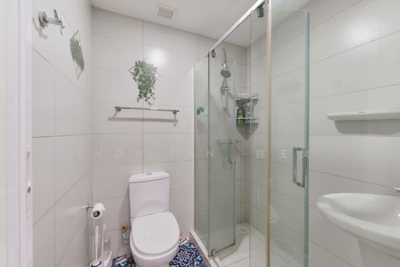 1 Canberra, 5 Canberra Drive, Studio, 350 sqft, Executive Condominium For Rent, by Evon Tan 陈玉凤, 500170956 - Bathroom - PropertyGuru.com.sg