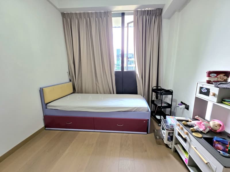 Sceneca Residence, 28 Tanah Merah Kechil Link, 3 Bedrooms, 904 sqft, Condominium For Rent, by Joan Chua, 500170965 - Bedroom - PropertyGuru.com.sg