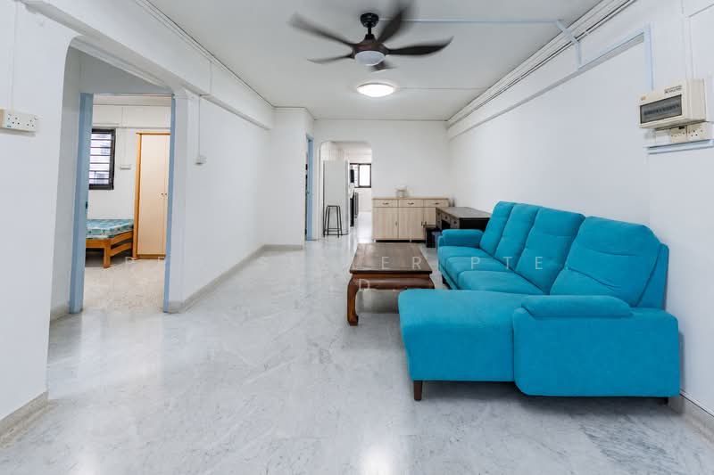 306 Clementi Avenue 4, 306 Clementi Avenue 4, 3 Bedrooms, 990 sqft, HDB Flat For Sale, by ADNIX LIU, 500170971 - Living Room - PropertyGuru.com.sg