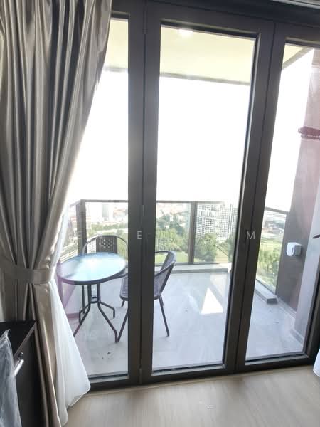 The Landmark, 173 Chin Swee Road, Studio, 350 sqft, Condominium For Rent, by KENNETH SIM, 500170982 - Balcony - PropertyGuru.com.sg