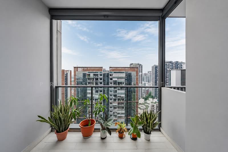 Parc Clematis, 8F Jalan Lempeng, 2 Bedrooms, 893 sqft, Condominium For Rent, by Wes Teo, 500170984 - Balcony - PropertyGuru.com.sg