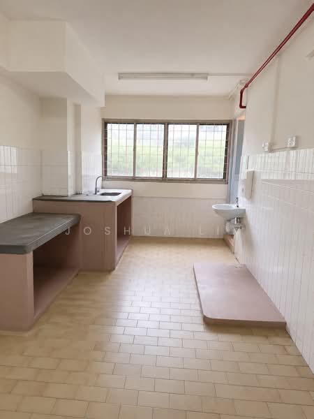 ⭐ Rare Marsiling HDB Shophouse For Sale | Approx. 68-Year Balance Lease | Near Woodlands RTS Link ⭐, Marsiling Road, Marsiling Rise, Marsiling Drive, Marsiling Lane, Marsiling Crescent, Woodlands Avenue 1, Woodlands Avenue 3, Woodlands Avenue 5, Woodlands Street 13, 2 Bedrooms, 1,668 sqft, HDB Flat For Sale, by Joshua Lim, 500170985 - Kitchen - PropertyGuru.com.sg