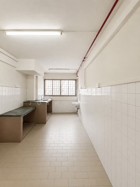 ⭐ Rare Marsiling HDB Shophouse For Sale | Approx. 68-Year Balance Lease | Near Woodlands RTS Link ⭐, Marsiling Road, Marsiling Rise, Marsiling Drive, Marsiling Lane, Marsiling Crescent, Woodlands Avenue 1, Woodlands Avenue 3, Woodlands Avenue 5, Woodlands Street 13, 2 Bedrooms, 1,668 sqft, HDB Flat For Sale, by Joshua Lim, 500170985 - Kitchen - PropertyGuru.com.sg