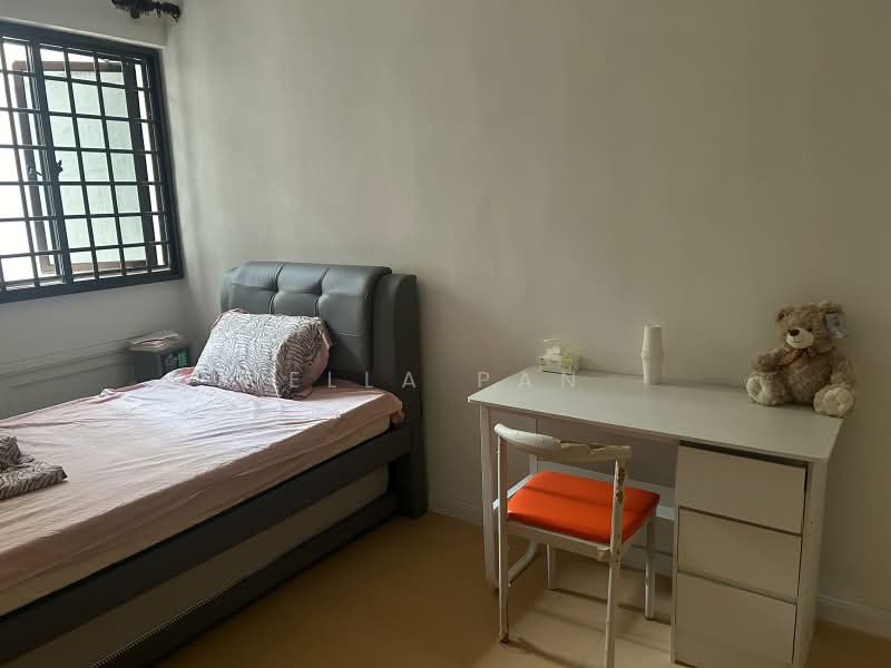 211 Jurong East Street 21, 211 Jurong East Street 21, Room Rental, 150 sqft, HDB Flat For Rent, by Ella Pan, 500171007 - Bedroom - PropertyGuru.com.sg