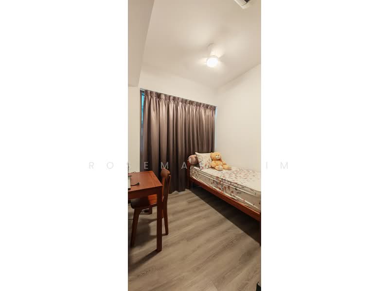 Pasir Ris 8, 8 Pasir Ris Drive 8, 2 Bedrooms, 775 sqft, Apartment For Sale, by Rosemary Lim, 500171009 - Bedroom - PropertyGuru.com.sg